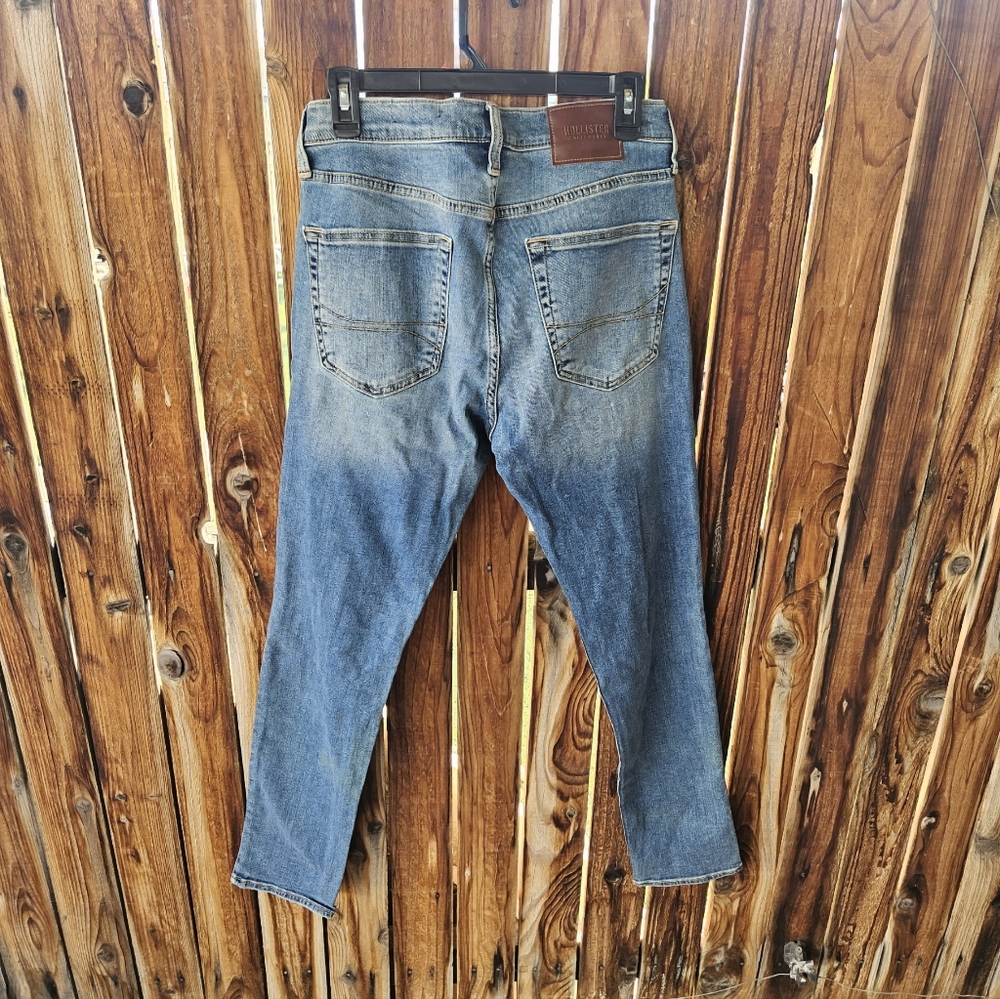 Hollister Woman's Blue Distressed Stretch Skinny Jeans - Picture 2 of 3